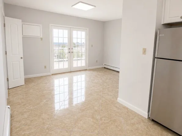 8802 Rockaway Beach Blvd, Rockaway Beach, NY