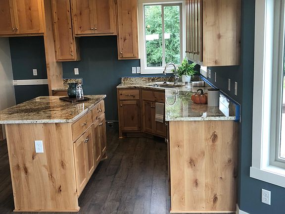 4th image of 4602 Valleyview Dr
