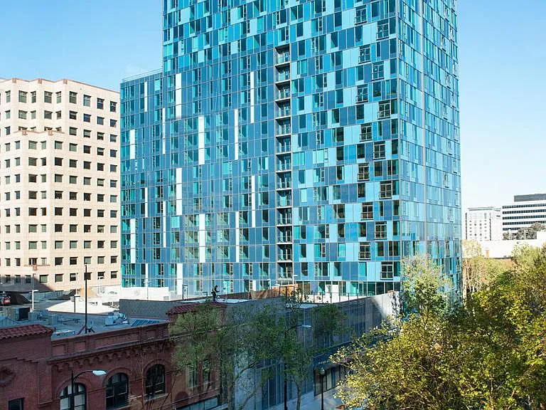 One South Market — Photo 5