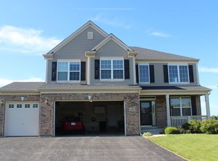 2881 Sterkel Rd, North Aurora, IL 60542