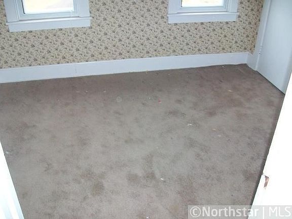 5th image of 25276 Redwing Ave