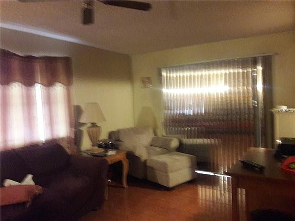5th image of 826 N Fairbanks Dr