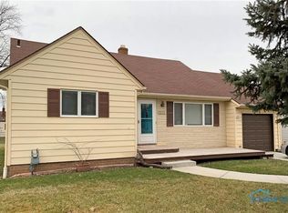 3216 Ravenwood Blvd, Toledo, OH 43614