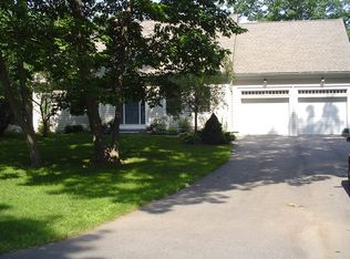 61 Locke Rd, New Castle, NH 03854