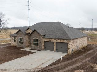 2600 Penny Ln, Siloam Springs, AR 72761