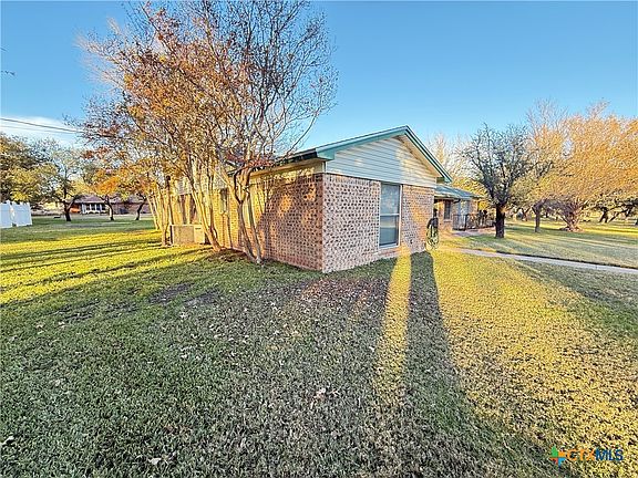 3rd image of 3223 K Starr Dr