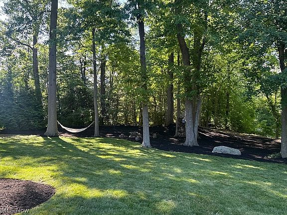 2nd image of 2374 Glenwood Ln