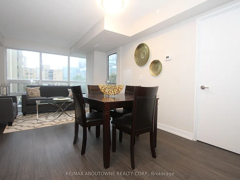 561 Sherbourne St #3207 — Photo 3