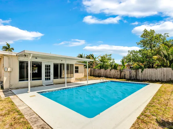 344 E Jasmine Drive, Lake Park, FL 33403