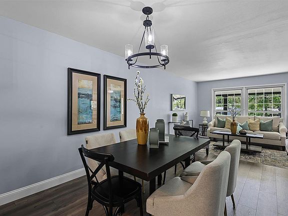 5th image of 154 Forest Brook Ln