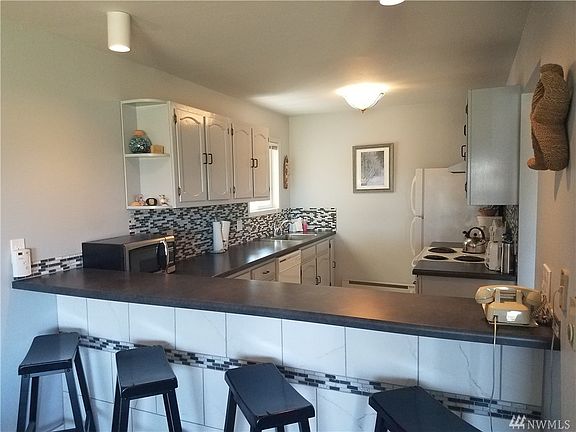 5th image of 210 26th St NW #131/2