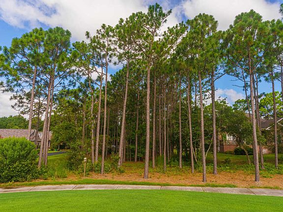 5th image of 3151 Wexford Way