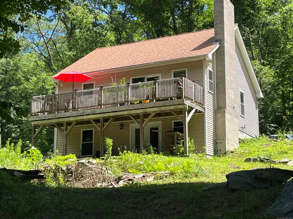 638 Chestnut Hill Road, Killingly, CT 06241