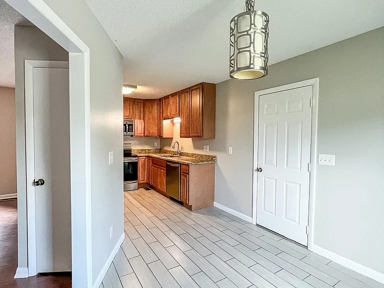 7324 Van Grayson Loop — Photo 2