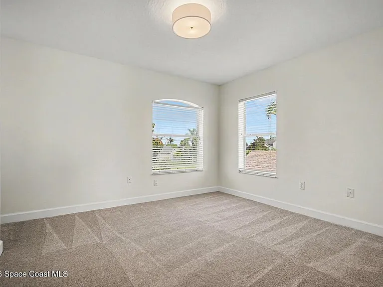 4751 Chardonnay Dr — Photo 23