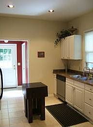 5th image of 4006 McGee St