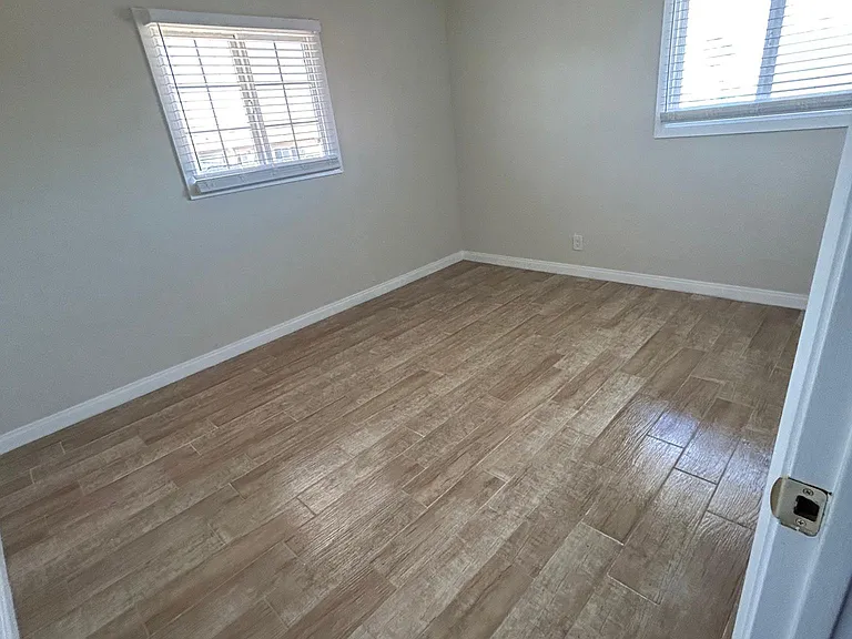 381 Frances Dr — Photo 20