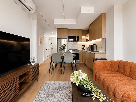 4th image of 16 West St #619