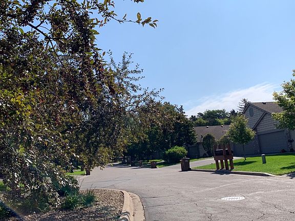 4th image of 1507 Pine Pointe