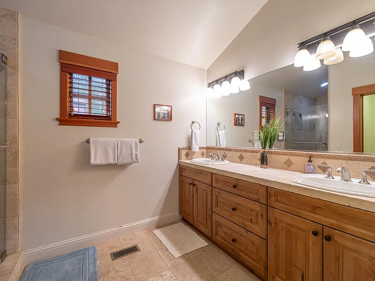 11731 Hope Ct — Photo 20