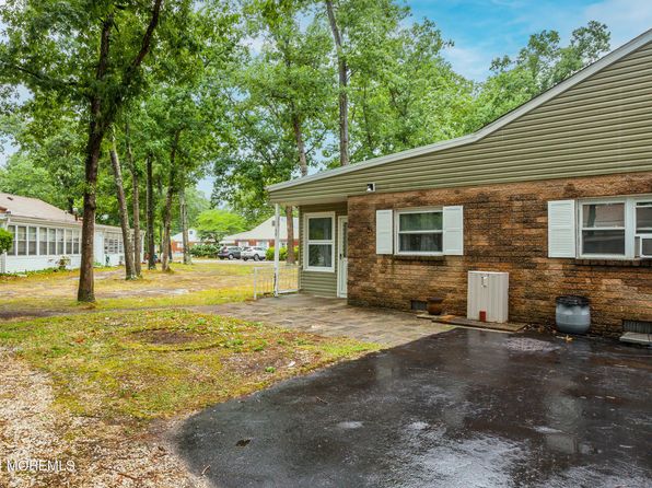 1 Willow Street UNIT C, Toms River, NJ 08757