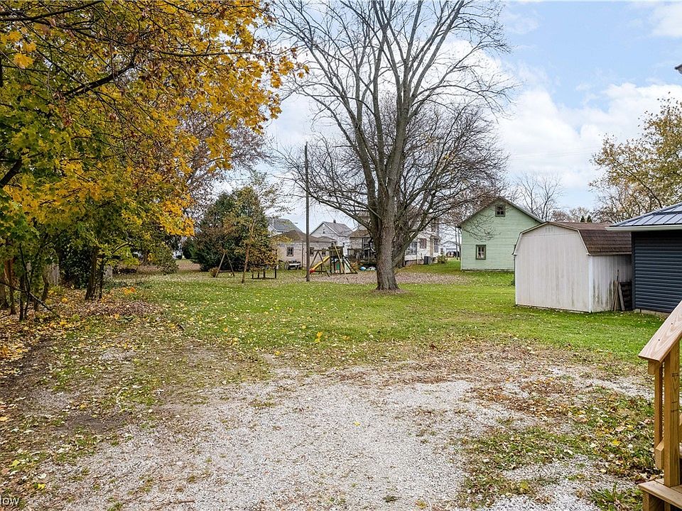 189 S Main St, Creston, OH 44217 Zillow