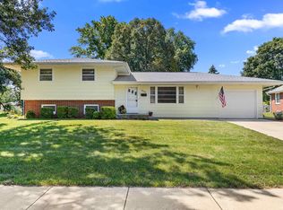 312 E Greenwood St, Morton, IL