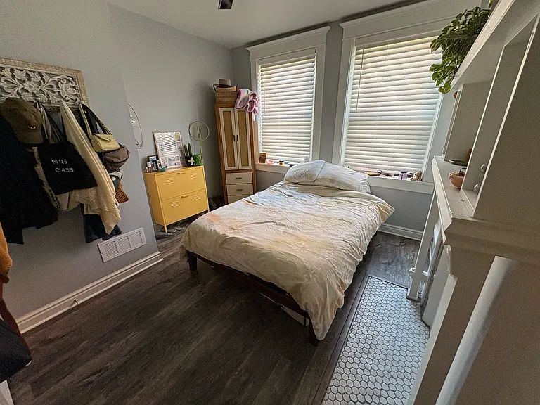 421 Foreland St #1 — Photo 16