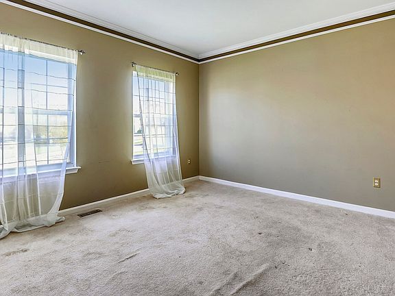 Additional Living Room