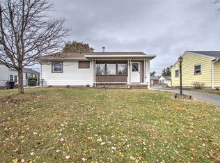 14 E Carroll Dr, Decatur, IL 62521