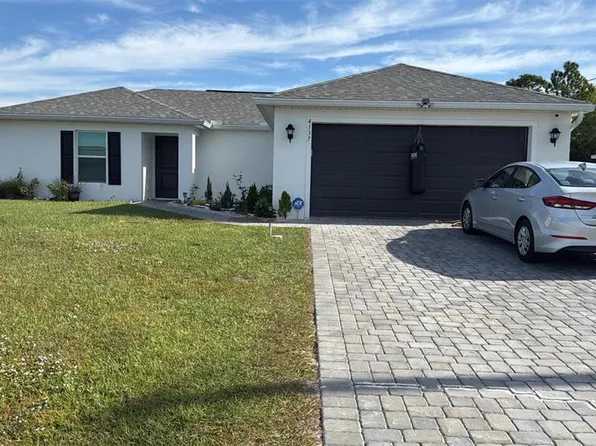 4137 NE 20th Place Cpe, Coral, FL 33909