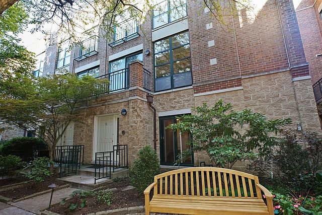 1st image of 2501 N Wayne Ave APT 16