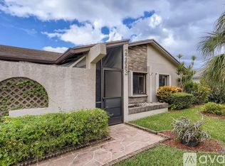 22663 SW 8th Ct, Boca Raton, FL 33433