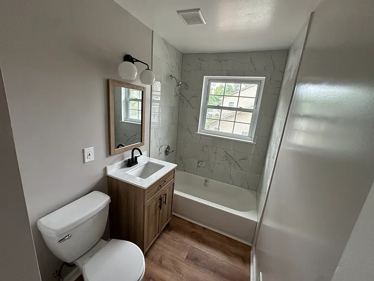 Upstairs Bath