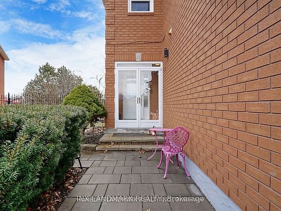 4th image of 37 Justus Dr