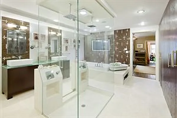 Rented by Douglas Elliman | media 3