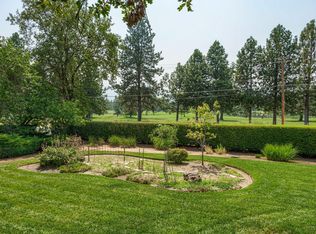 2901 Fairview Dr, Medford, OR 97504