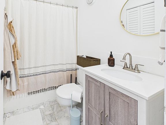 5th image of 121 Washington Ave S APT 312