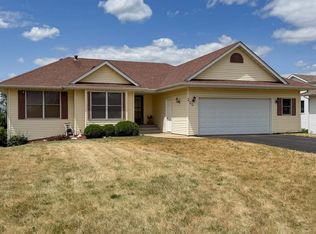 300 Gray Hawk Dr, Machesney Park, IL 61115