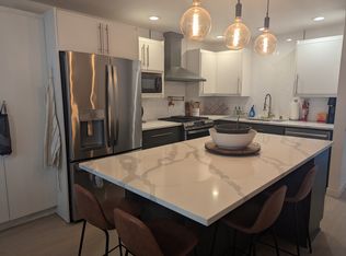 623 Main St APT 3, Edmonds, WA 98020