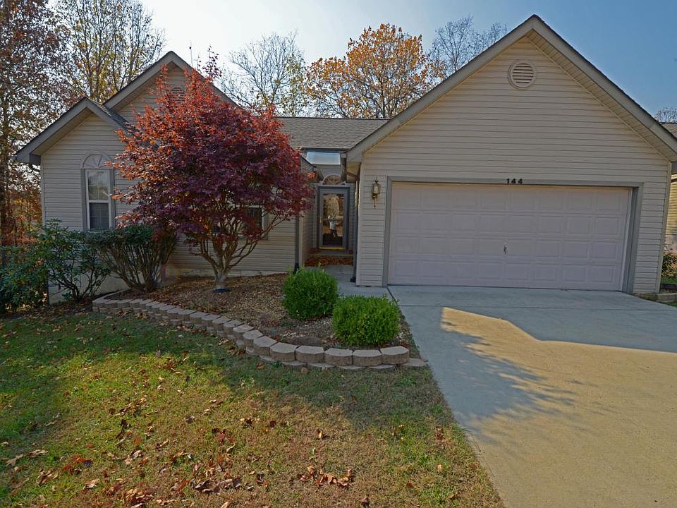 1st image of 144 Berkshire Loop
