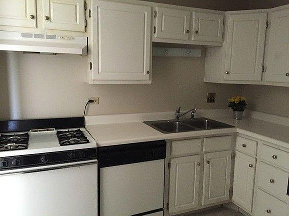 2nd image of 2000 Bayside Dr Unit 103