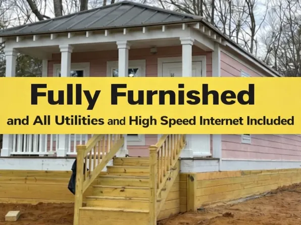 4 Woodlake Dr, Starkville, MS 39759