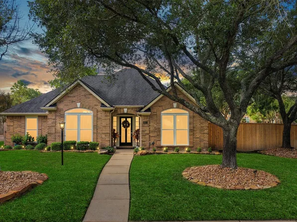 16511 Evergreen Lake Ln, Cypress, TX 77429