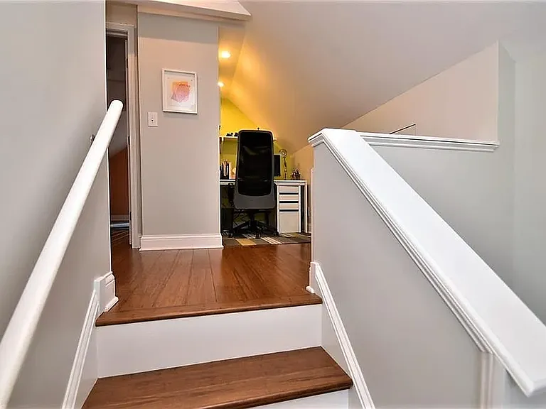 3rd floor office nook