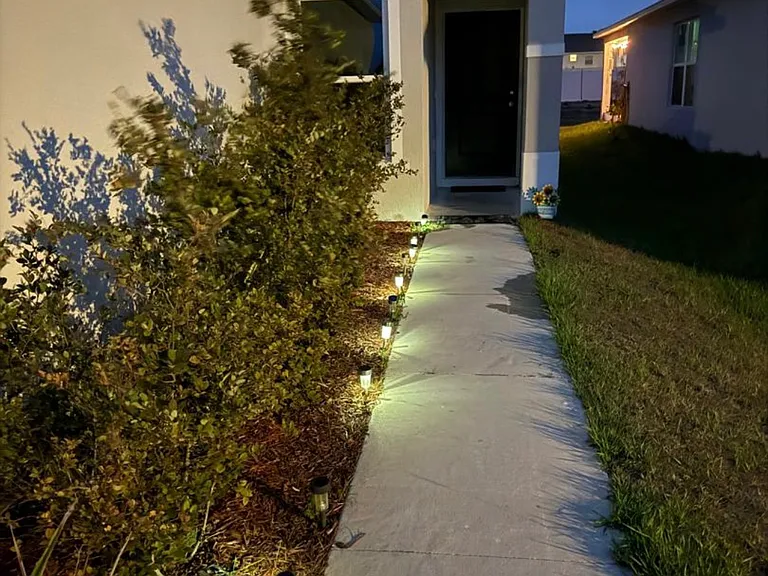 1256 Papaya Cir — Photo 2