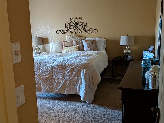 4th image of 3271 Palmtree Dr