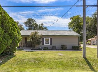 1611 W Blanchard Ave, South Hutchinson, KS 67505