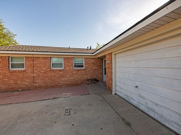3rd image of 4521 Leddy Dr
