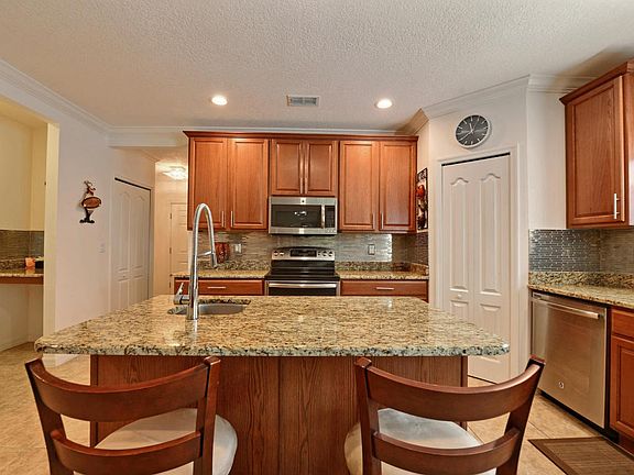 2nd image of 5125 NW Wisk Fern Cir